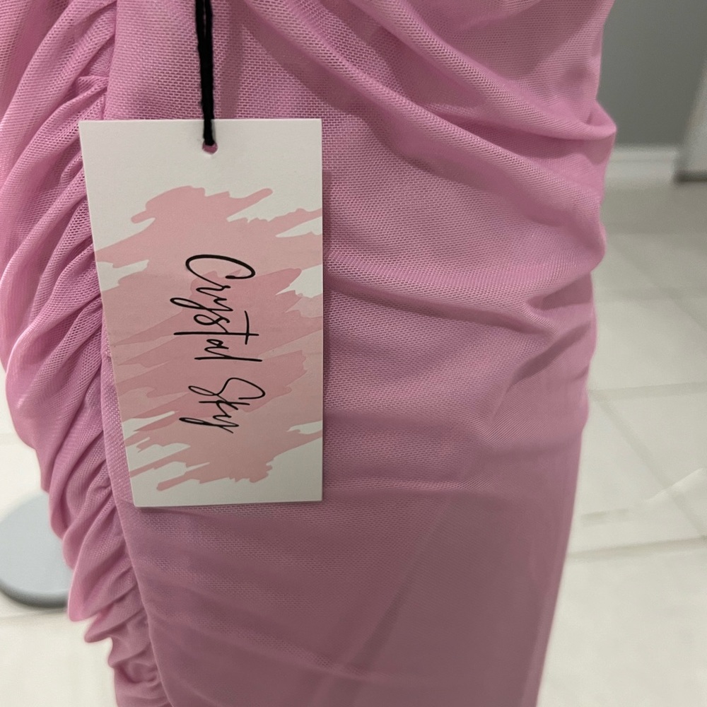 Perfect 4 Spring Simply Beautiful Crystal Sky sheer Barbie Pink dress w/ ruching - Picture 3 of 6
